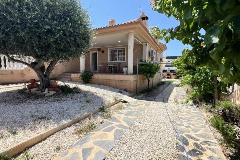 Villa in Torrevieja, Alicante, Spain 3 bedrooms, 192 sq.m. No. 191050