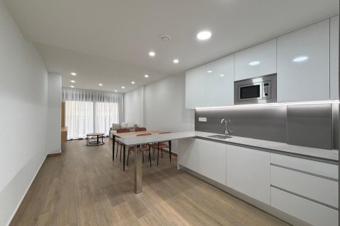 Apartment in Torrevieja, Alicante, Spain 2 bedrooms, 103 sq.m. No. 191051