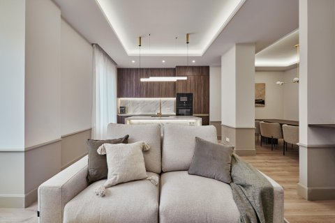 Apartament w Madrid, Hiszpania 3 sypialnie, 142 mkw. nr 180167