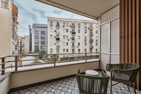Apartment in Madrid, Spain 3 bedrooms, 128 sq.m. No. 180166