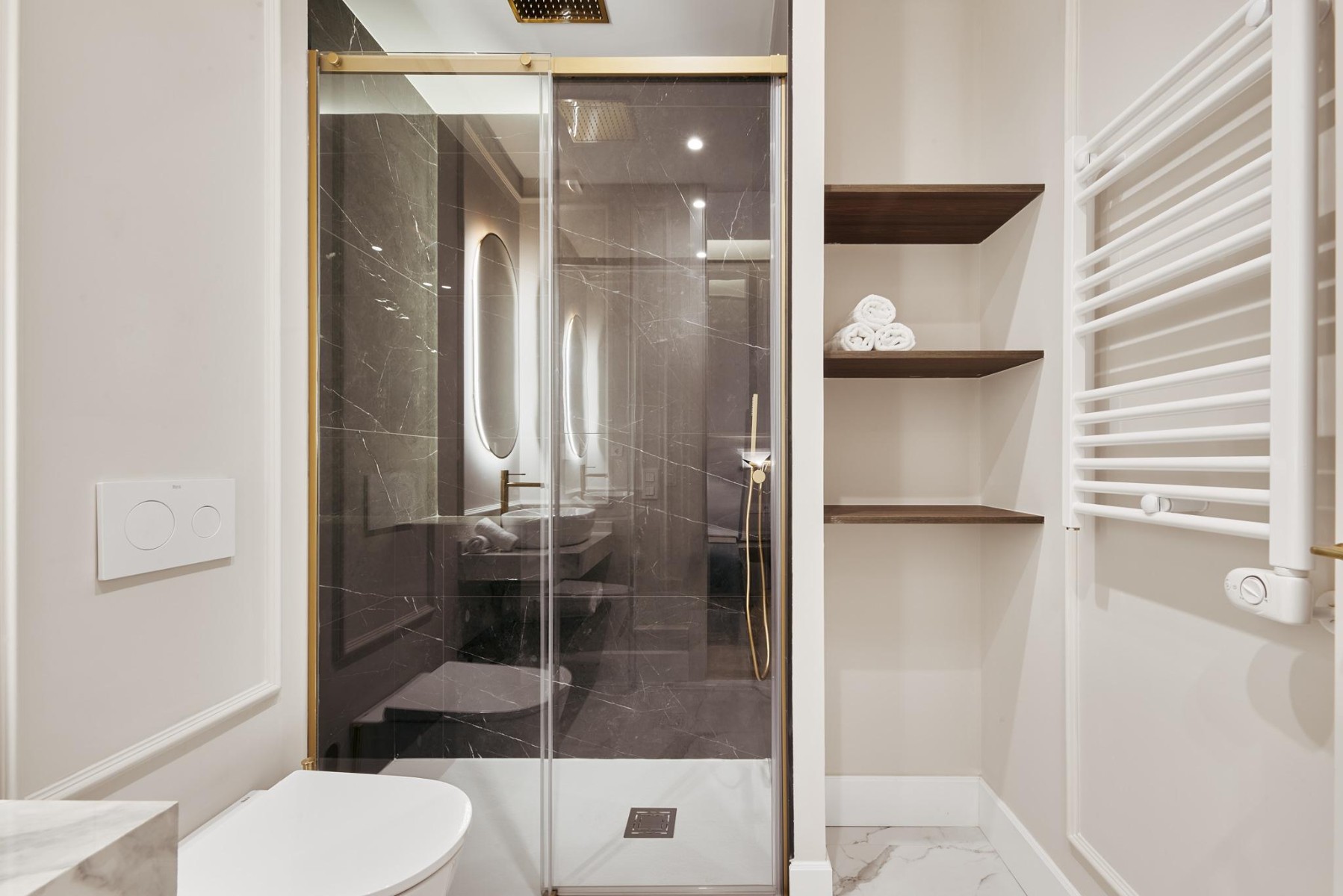Wohnung in Madrid, Spanien 3 Schlafzimmer, 134 m2 Nr. 180165