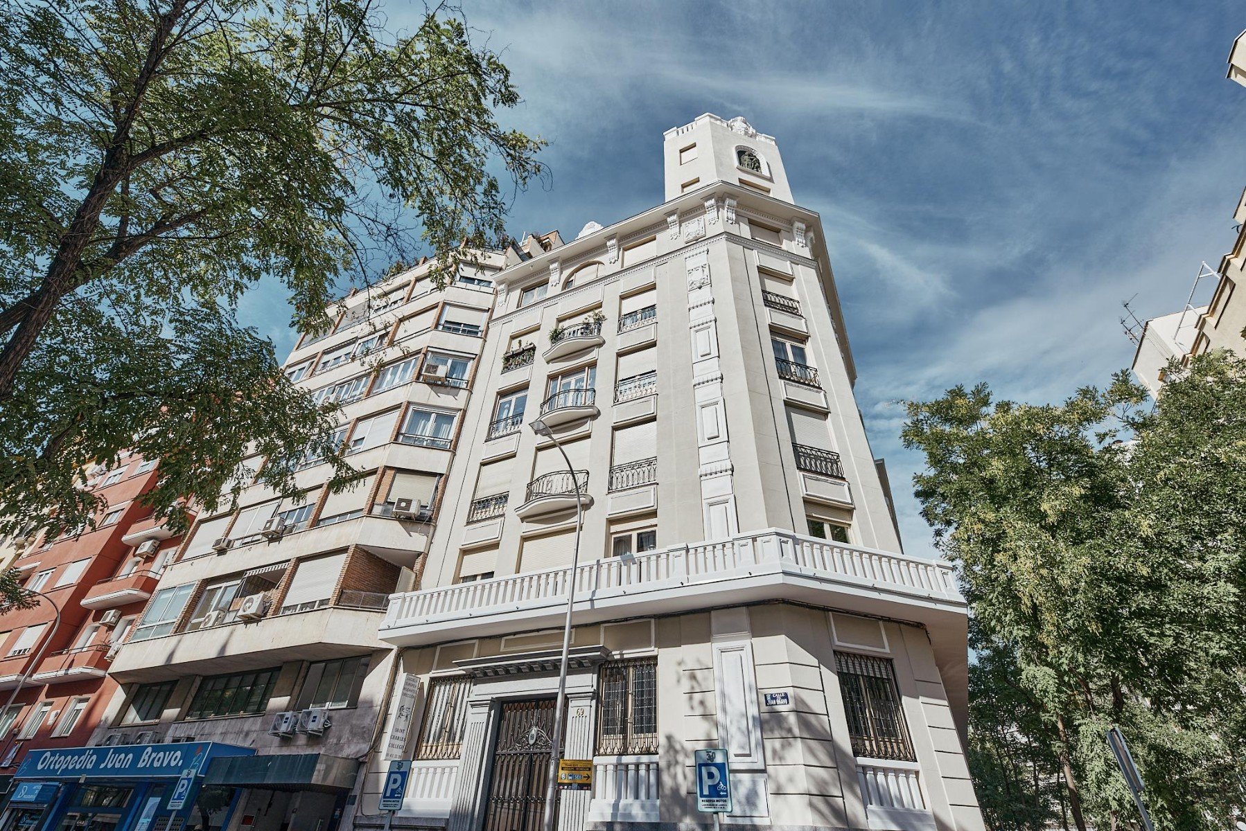 Apartment in Madrid, Spain 2 bedrooms, 104 sq.m. No. 180162