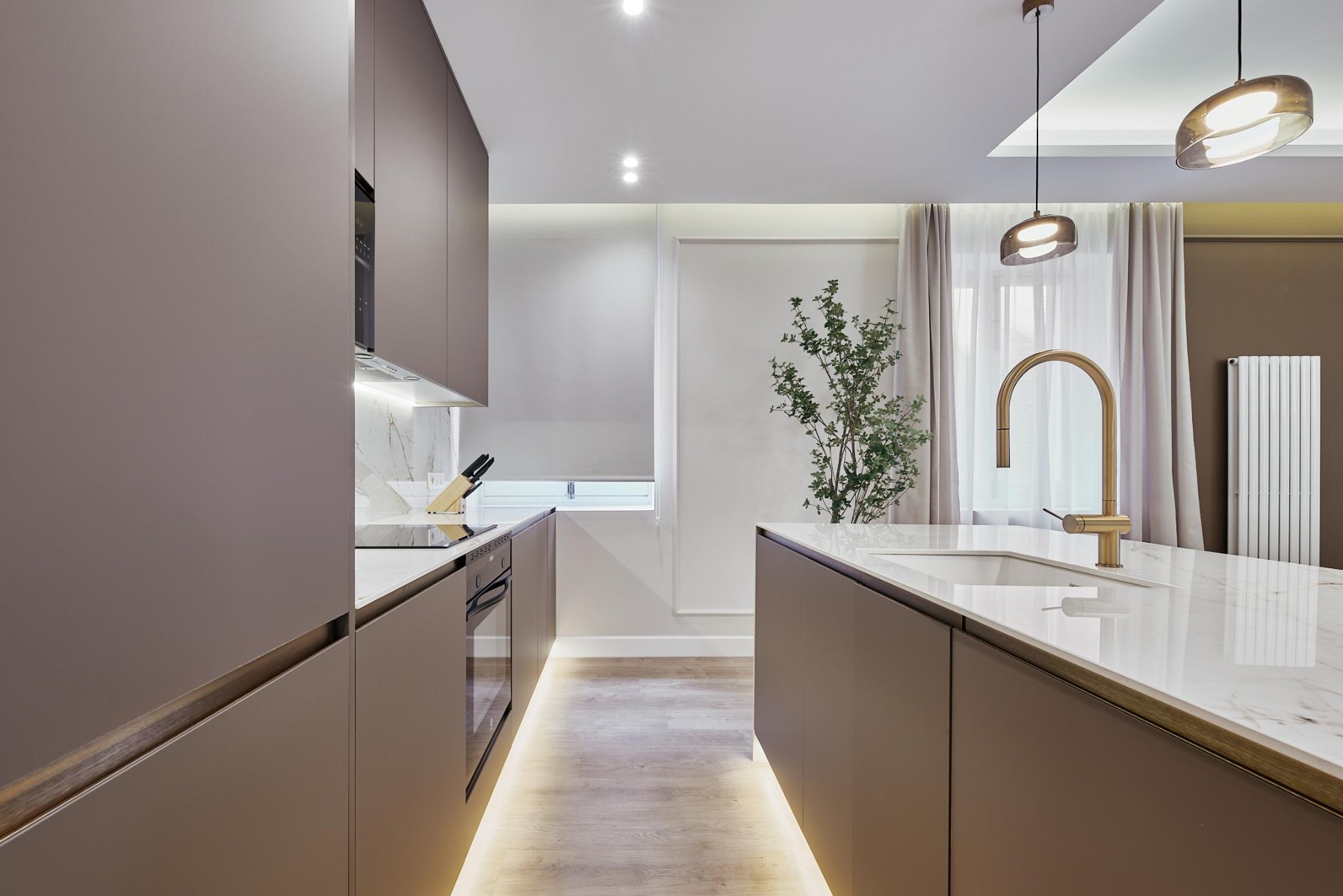 Apartment in Madrid, Spain 2 bedrooms, 104 sq.m. No. 180162