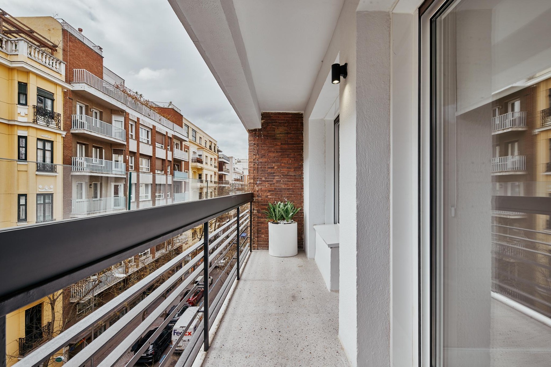 Apartment in Madrid, Spain 3 bedrooms, 189 sq.m. No. 180164