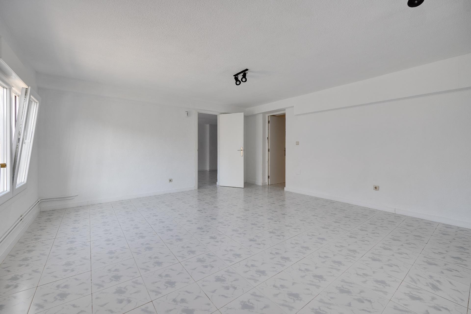 Kamienica w Torrevieja, Alicante, Hiszpania 3 sypialnie, 229 mkw. nr 149788