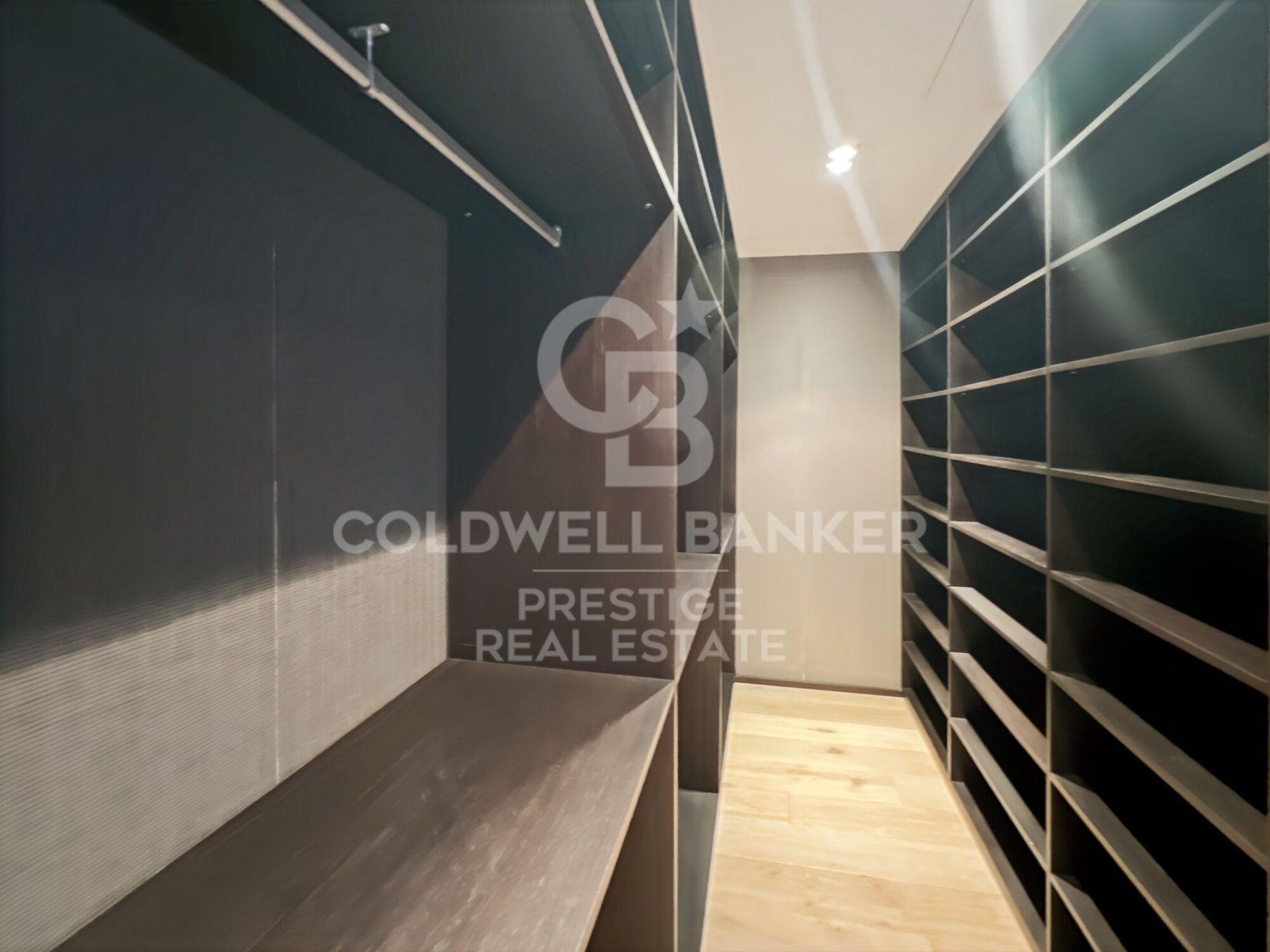 Talo Barcelona, Espanja 4 makuuhuonetta, 434 m2 No. 178801