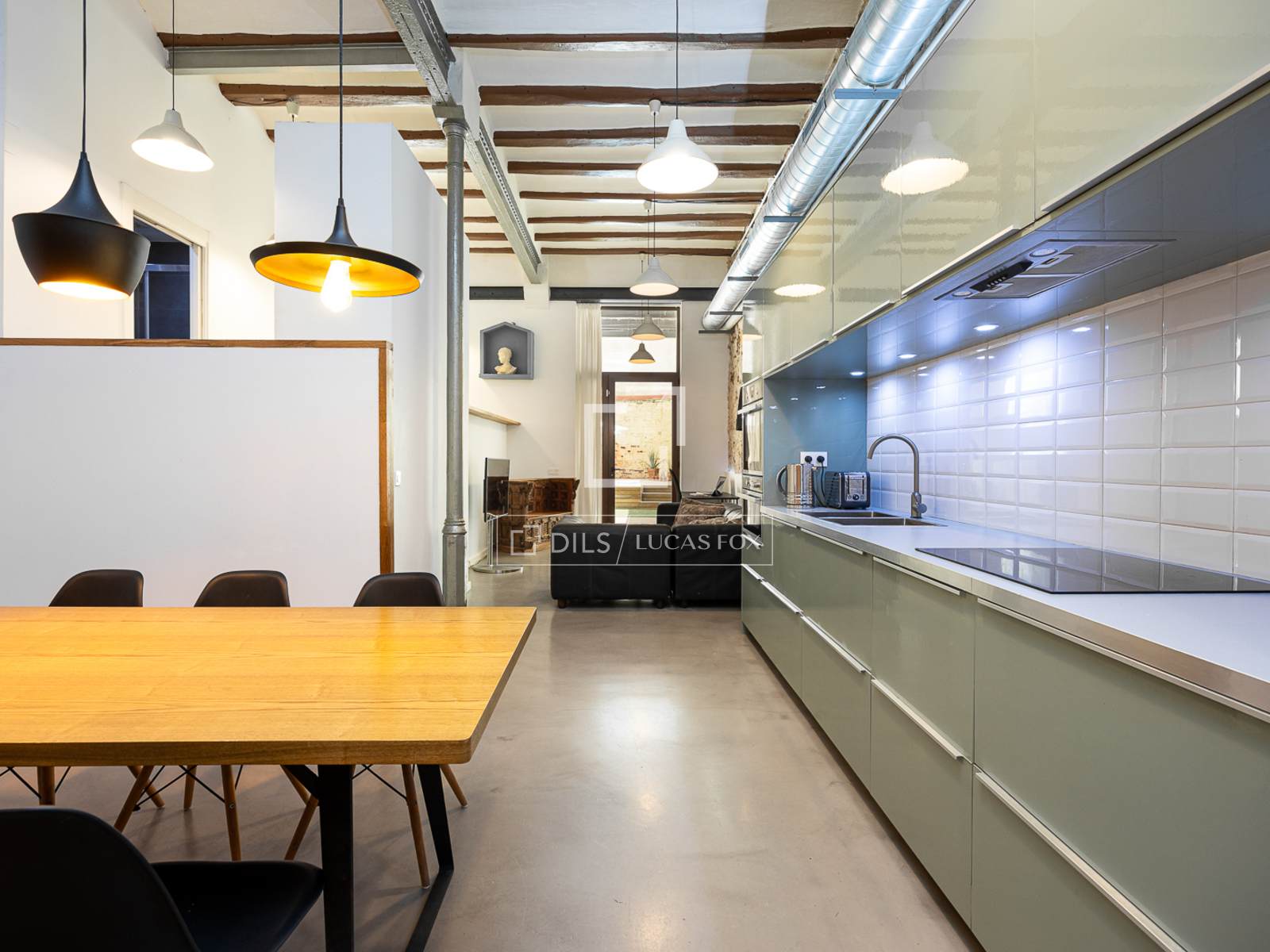Wohnung in Barcelona, Spanien 2 Schlafzimmer, 99 m2 Nr. 192789
