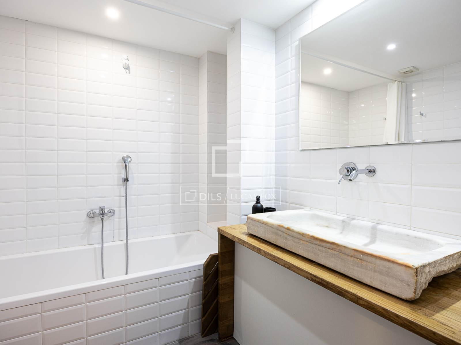 Wohnung in Barcelona, Spanien 2 Schlafzimmer, 99 m2 Nr. 192789