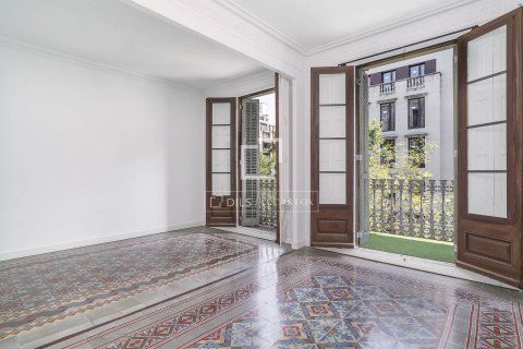 Apartment in Barcelona, Spain 3 bedrooms, 91 sq.m. No. 192790