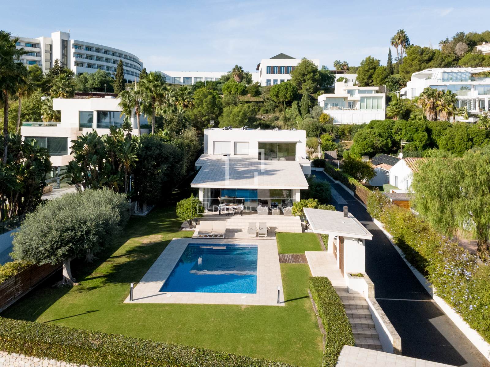 Villa a Sitges, Barcelona, Spagna 5 camere da letto, 550 mq. N° 150442