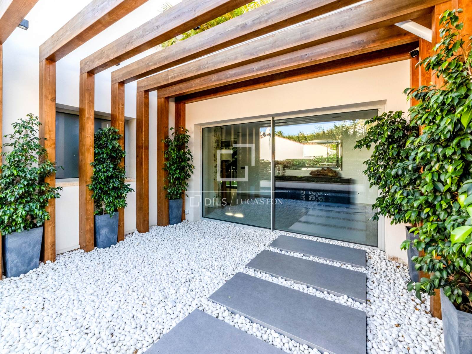 Villa a Sitges, Barcelona, Spagna 5 camere da letto, 550 mq. N° 150442