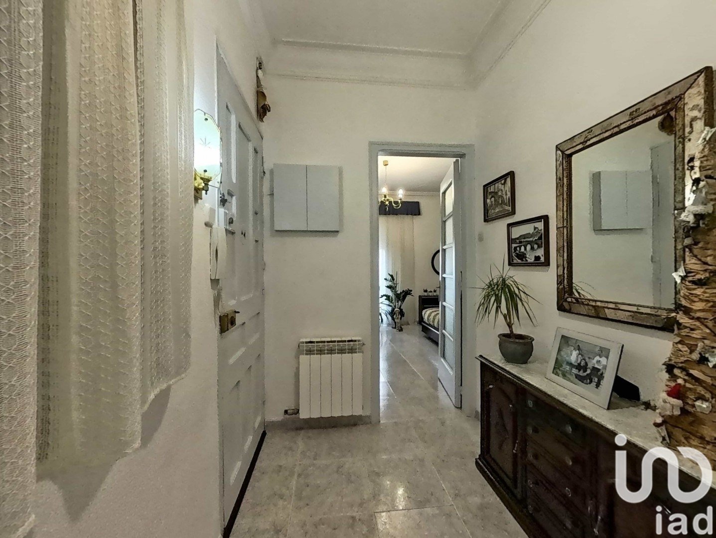 Apartment in Balaguer, Lleida, Spain 5 bedrooms, 127 sq.m. No. 173382