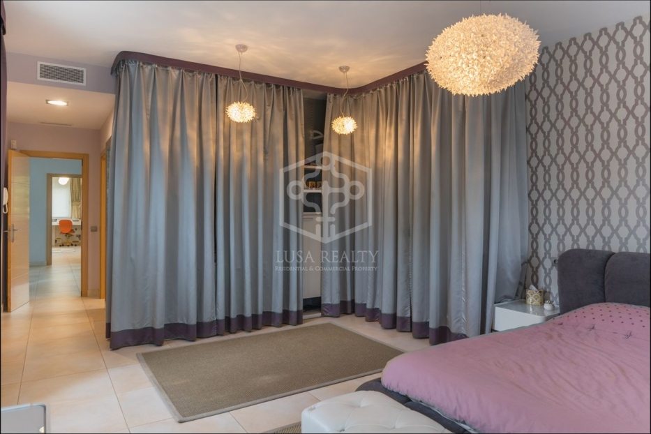Villa en Sant Andreu de Llavaneres, Barcelona, España 4 dormitorios, 377 m2 No. 78366
