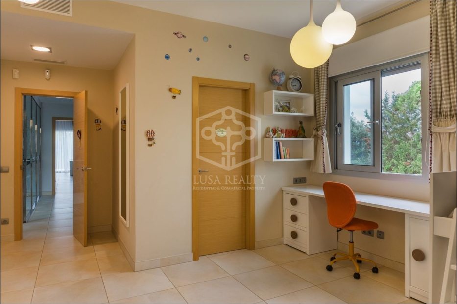 Villa en Sant Andreu de Llavaneres, Barcelona, España 4 dormitorios, 377 m2 No. 78366