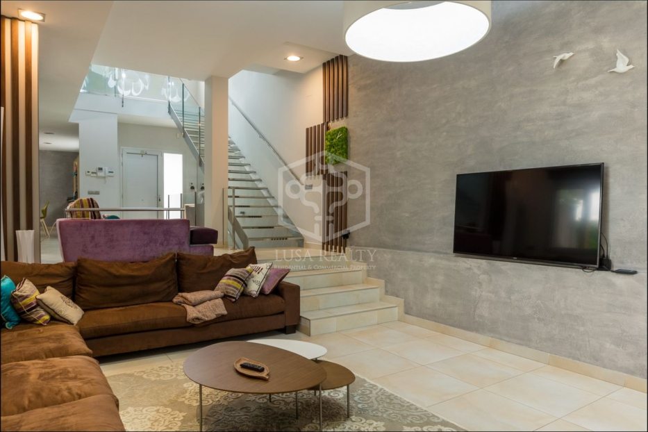 Villa en Sant Andreu de Llavaneres, Barcelona, España 4 dormitorios, 377 m2 No. 78366