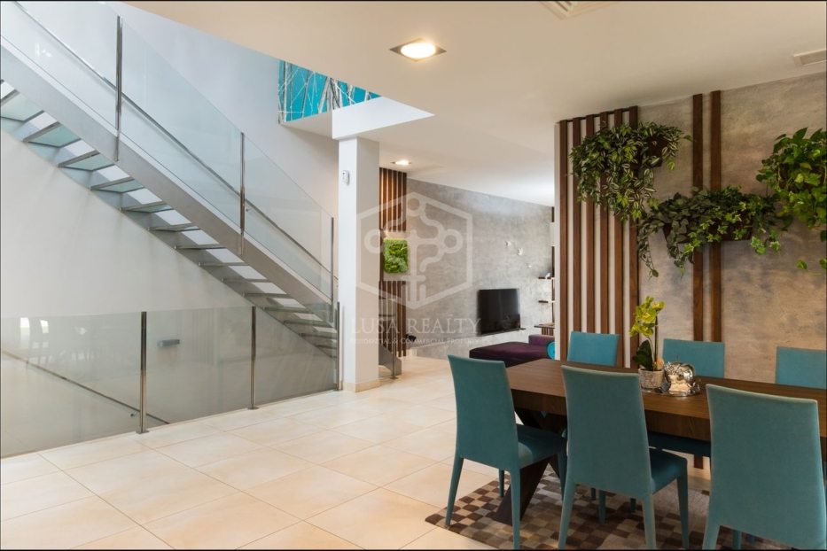 Villa en Sant Andreu de Llavaneres, Barcelona, España 4 dormitorios, 377 m2 No. 78366