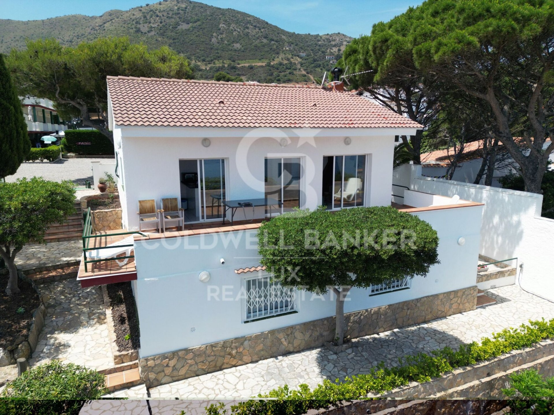 Hotel in Llanca, Girona, Spanien 2208 m2 Nr. 158576