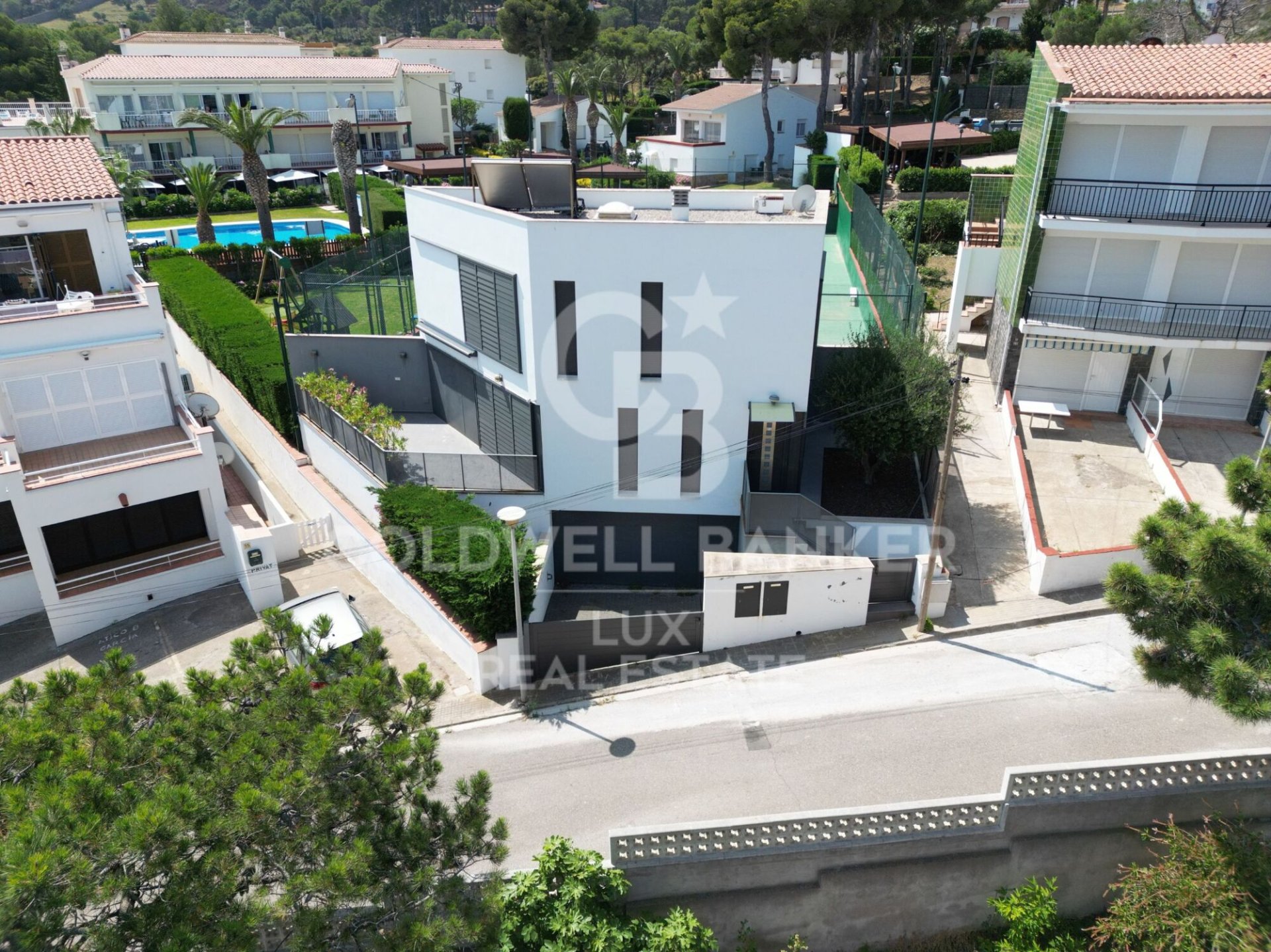 Hotel in Llanca, Girona, Spanien 2208 m2 Nr. 158576