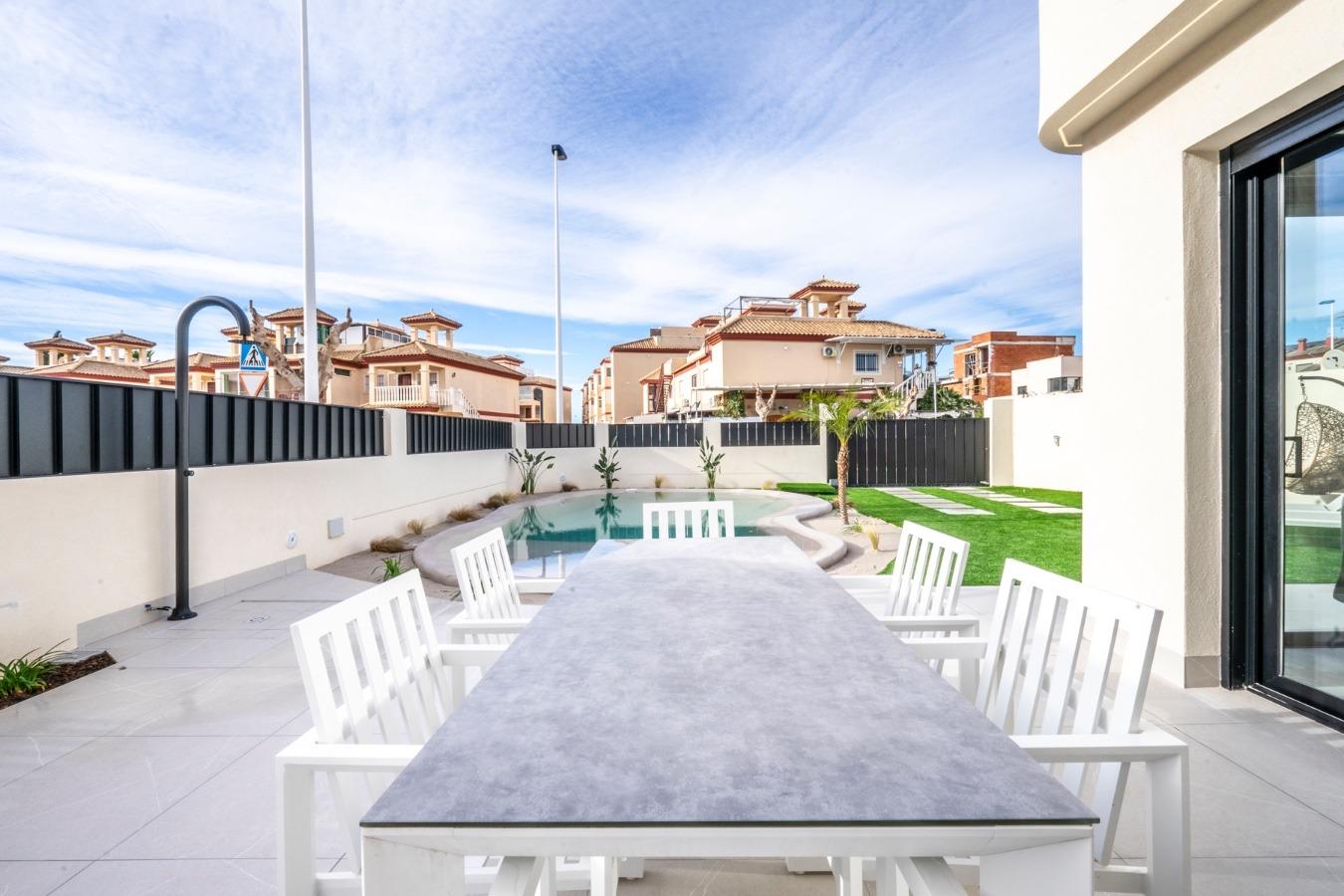 Villa à Torre-Pacheco, Murcia, Espagne 3 chambres, 122 m2 No. 135235