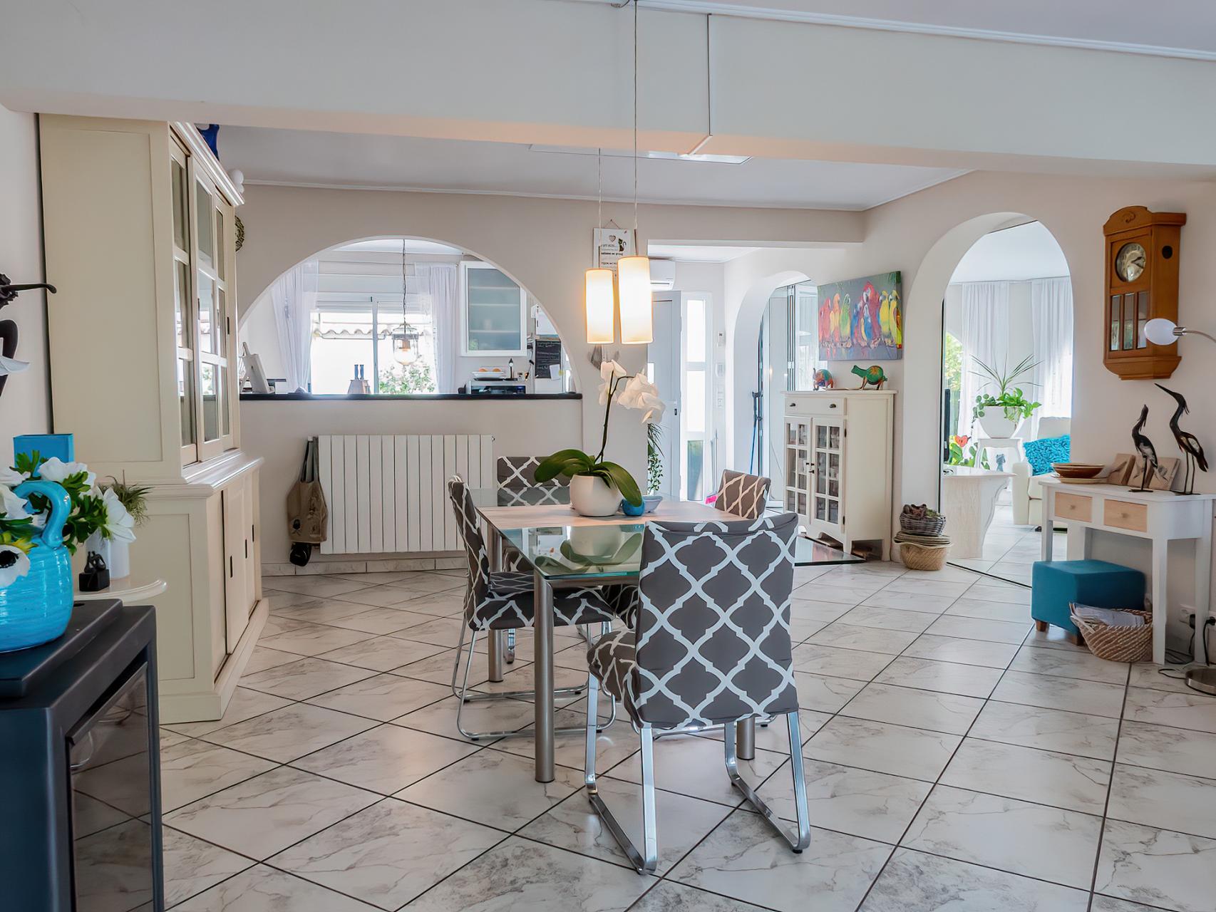 Villa Torrevieja, Alicante, Spānijā 3 istabas, 255 m2 Nr. 189023