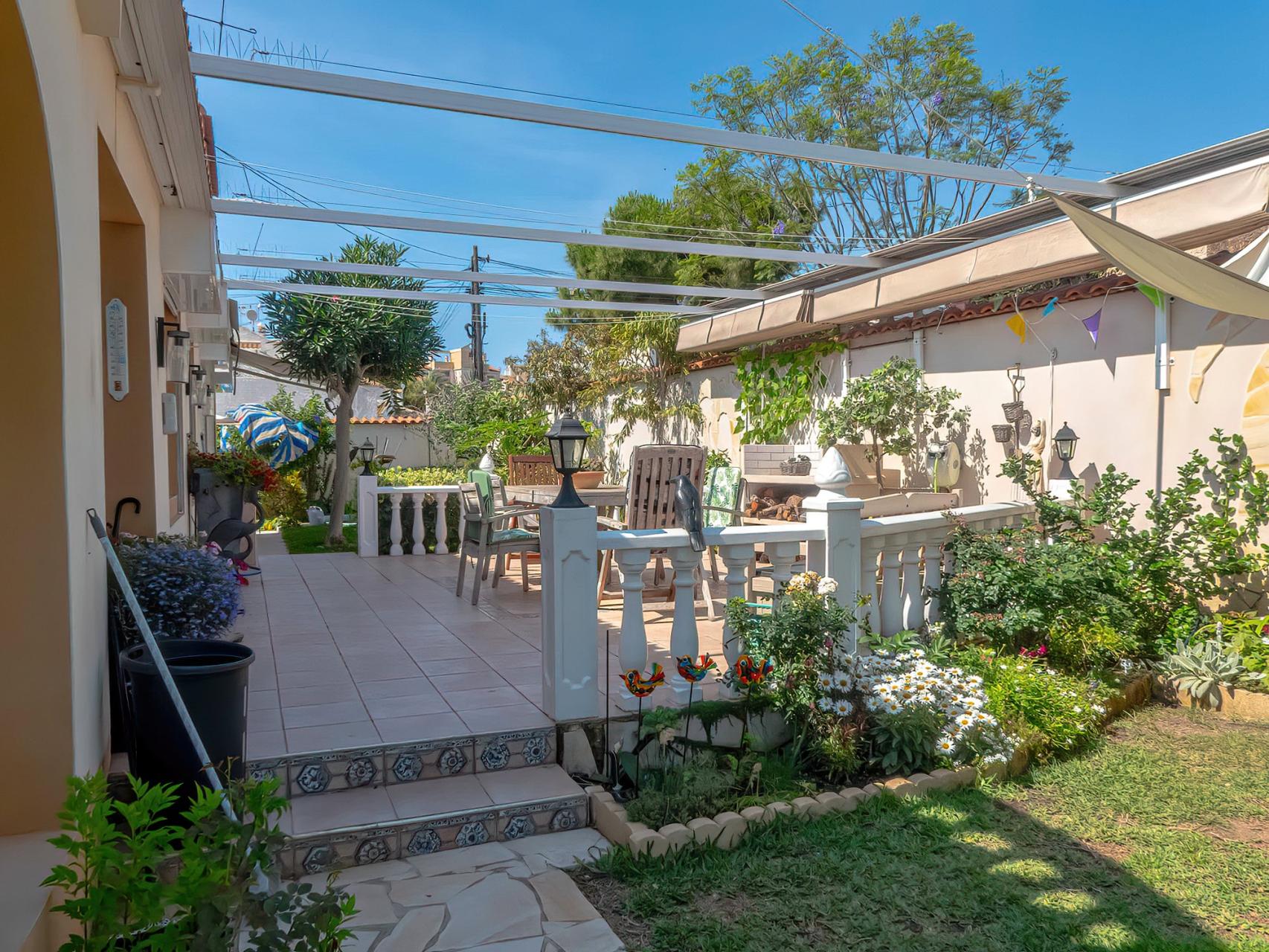 Villa Torrevieja, Alicante, Spānijā 3 istabas, 255 m2 Nr. 189023
