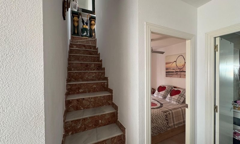 Bungalow en Torrevieja, Alicante, España 3 dormitorios, 61 m2 No. 189020