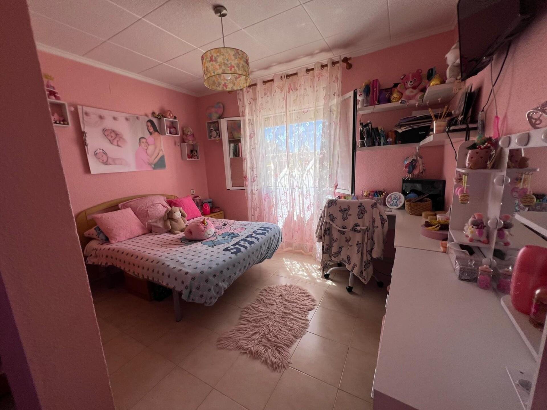 Villa i Torrevieja, Alicante, Spanien 5 sovrum, 190 kvm. Nr. 178180