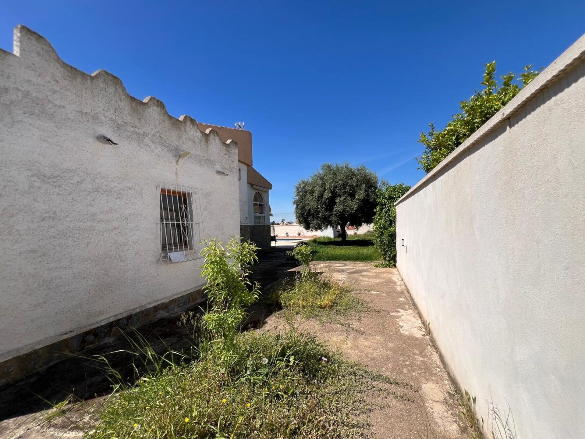 Villa i Torrevieja, Alicante, Spanien 5 sovrum, 190 kvm. Nr. 178180