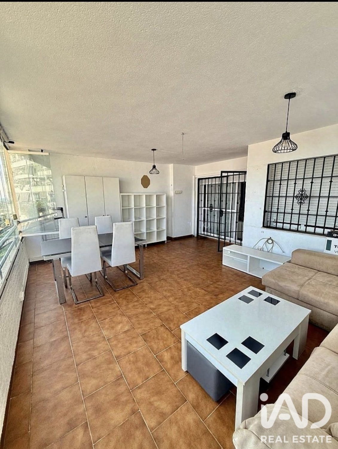 Huoneisto Rincon de la Victoria, Malaga, Espanja 2 makuuhuonetta, 105 m2 No. 193499