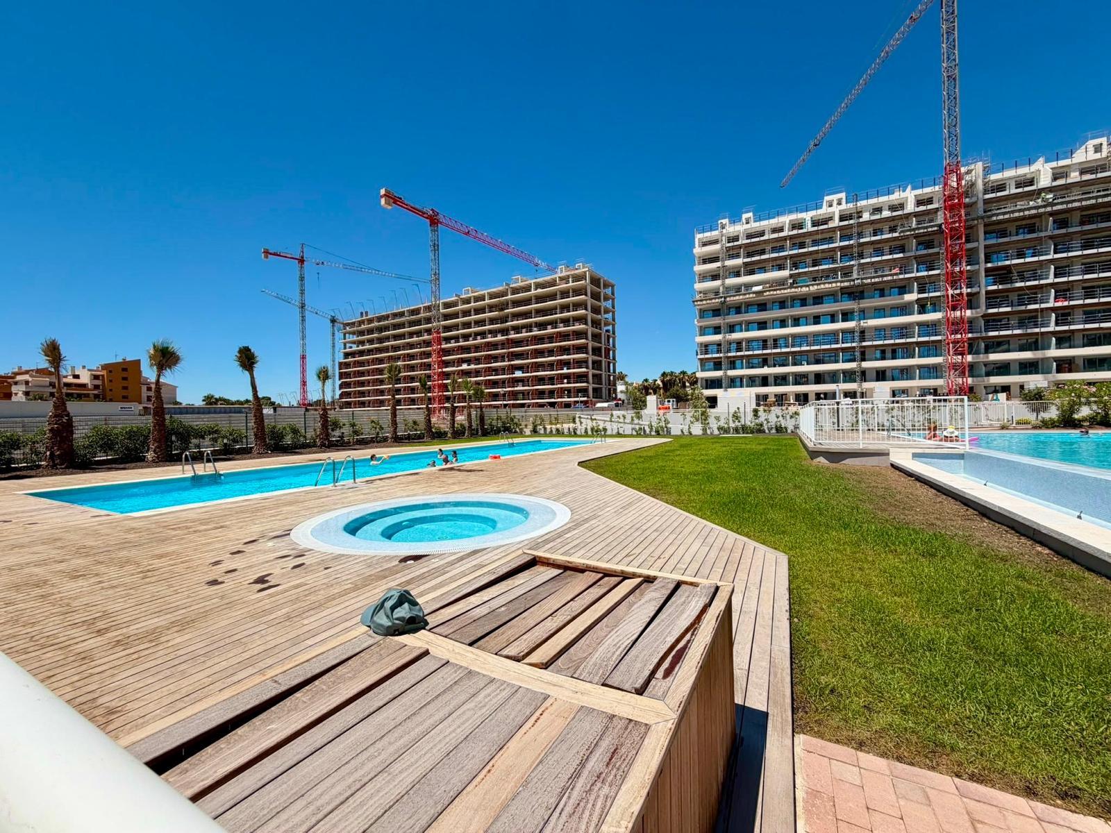 Apartamento en Punta Prima, Alicante, España 2 dormitorios, 76 m2 No. 190196