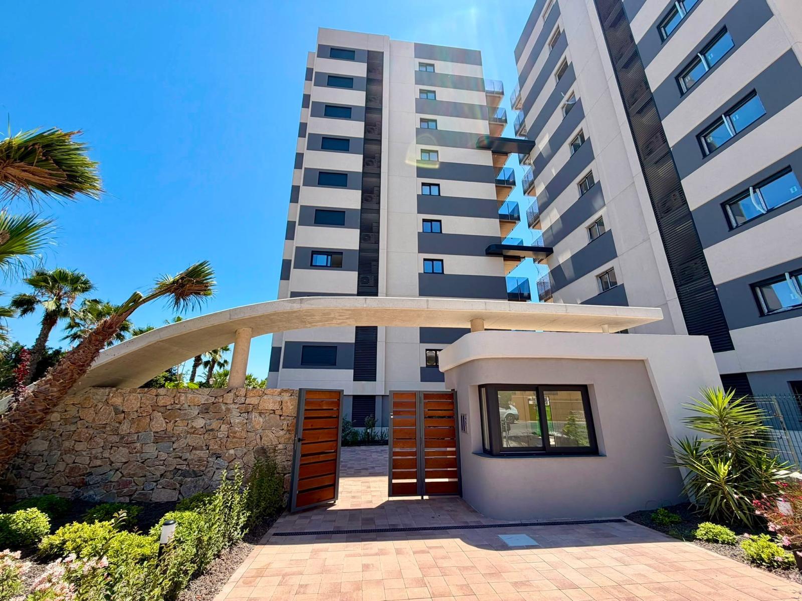 Apartamento en Punta Prima, Alicante, España 2 dormitorios, 76 m2 No. 190196