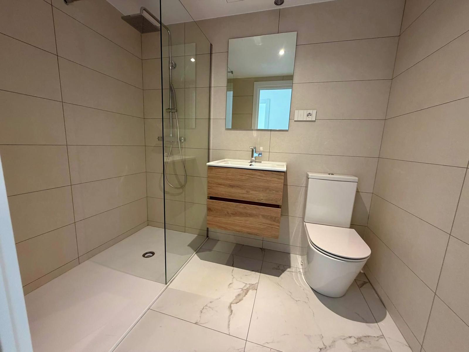 Apartamento en Punta Prima, Alicante, España 2 dormitorios, 76 m2 No. 190196