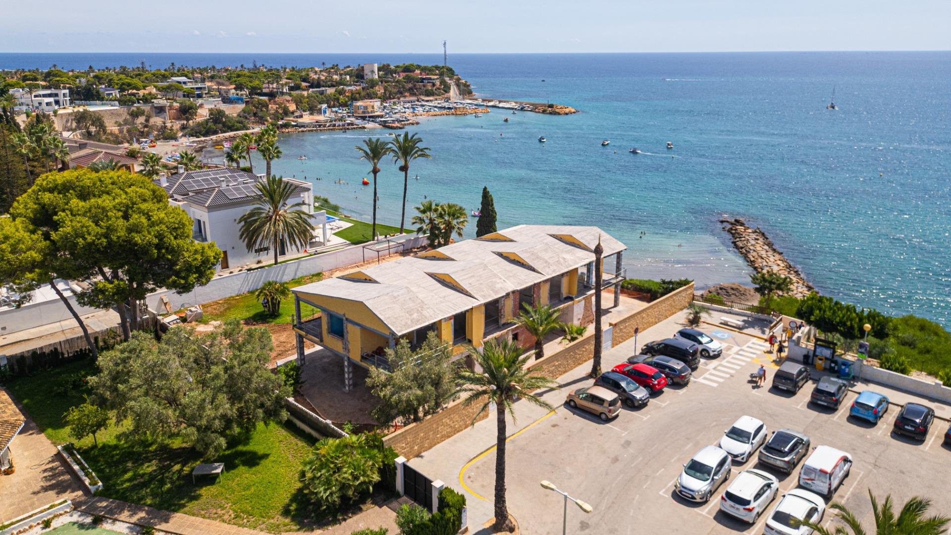 Villa in Cabo Roig, Alicante, Spanien 6 Schlafzimmer, 461 m2 Nr. 190197