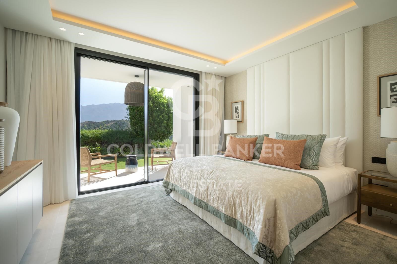 Villa i Benahavis, Malaga, Spanien 8 sovrum, 958 kvm. Nr. 159128