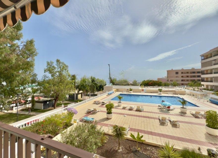 Apartment in Los Cristianos, Tenerife, Spain 1 bedroom, 47 sq.m. No. 194715