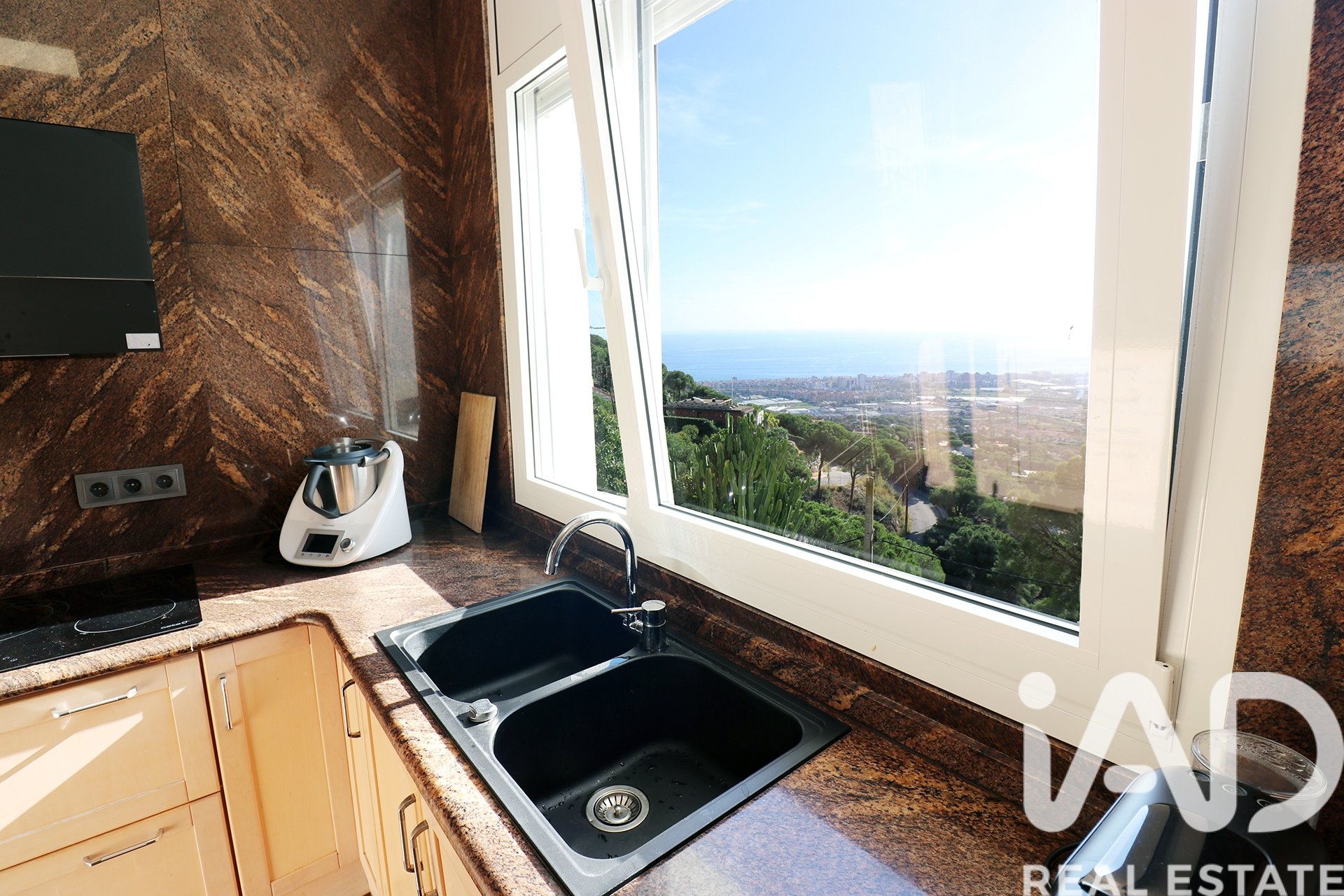 House in Cabrils, Barcelona, Spanien 6 Schlafzimmer, 307 m2 Nr. 152687