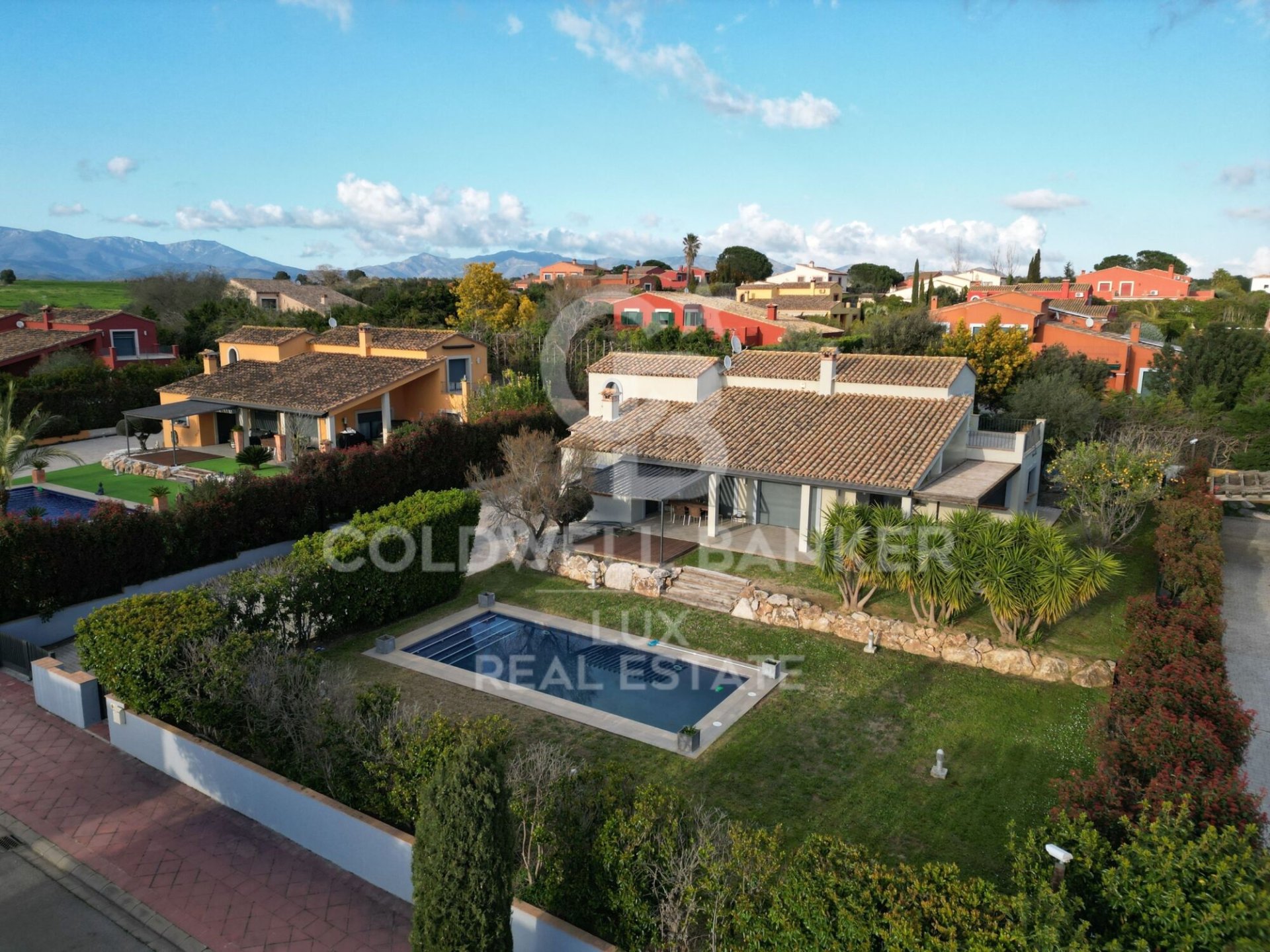 House in Peralada, Girona, Spanien 4 Schlafzimmer, 310 m2 Nr. 159435