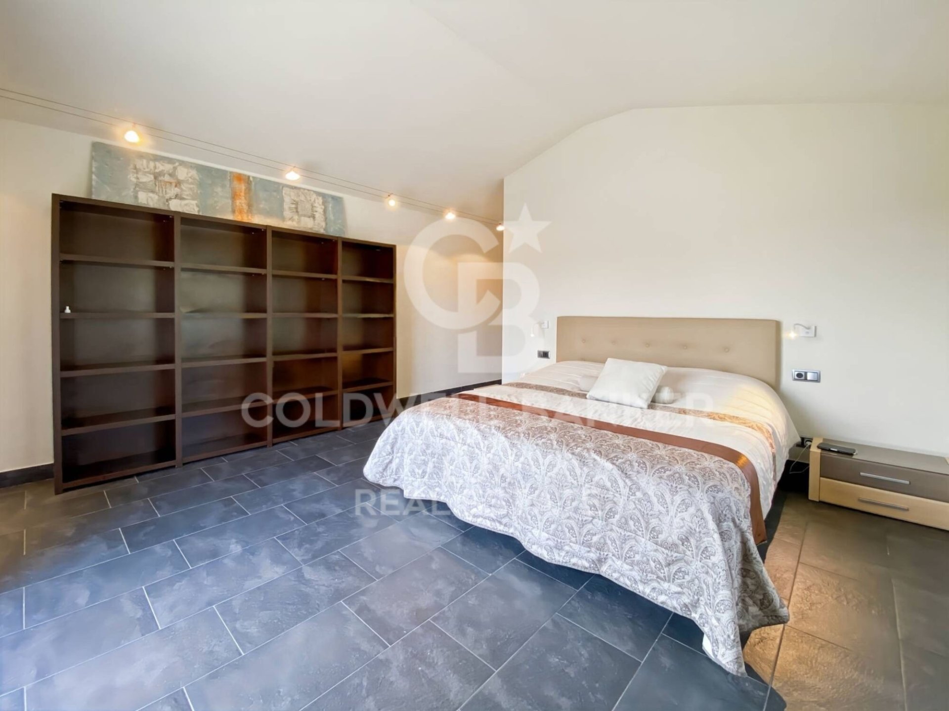 House in Peralada, Girona, Spanien 4 Schlafzimmer, 310 m2 Nr. 159435