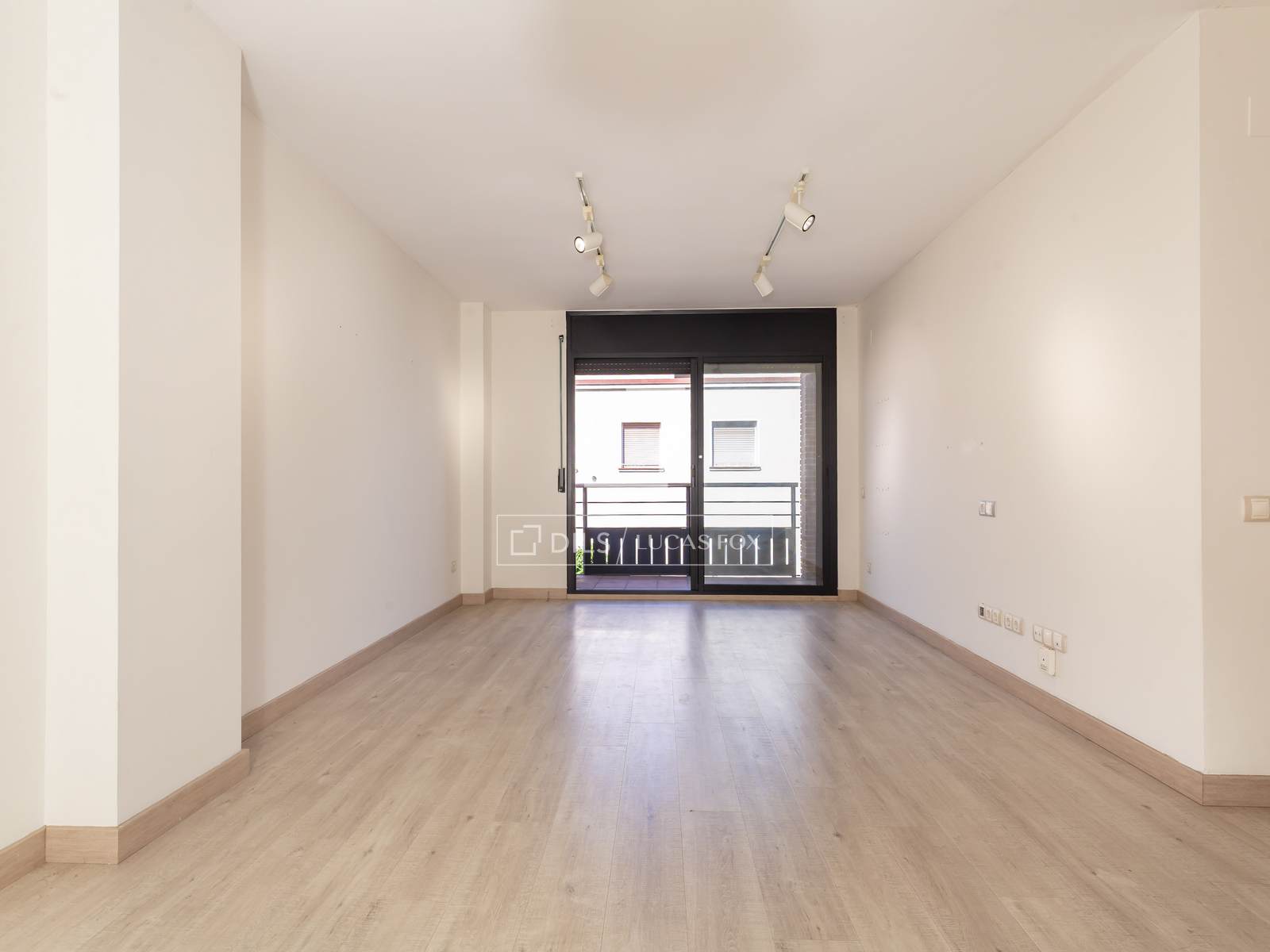 Apartment in Sant Just Desvern, Barcelona, Spain 3 bedrooms, 112 sq.m. No. 195609
