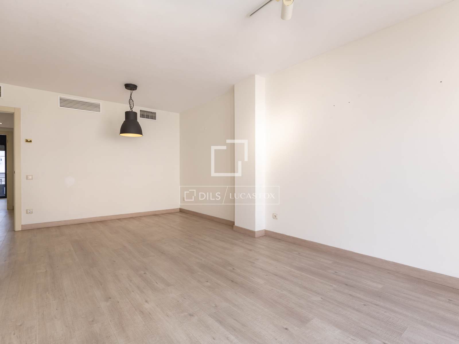 Apartment in Sant Just Desvern, Barcelona, Spain 3 bedrooms, 112 sq.m. No. 195609