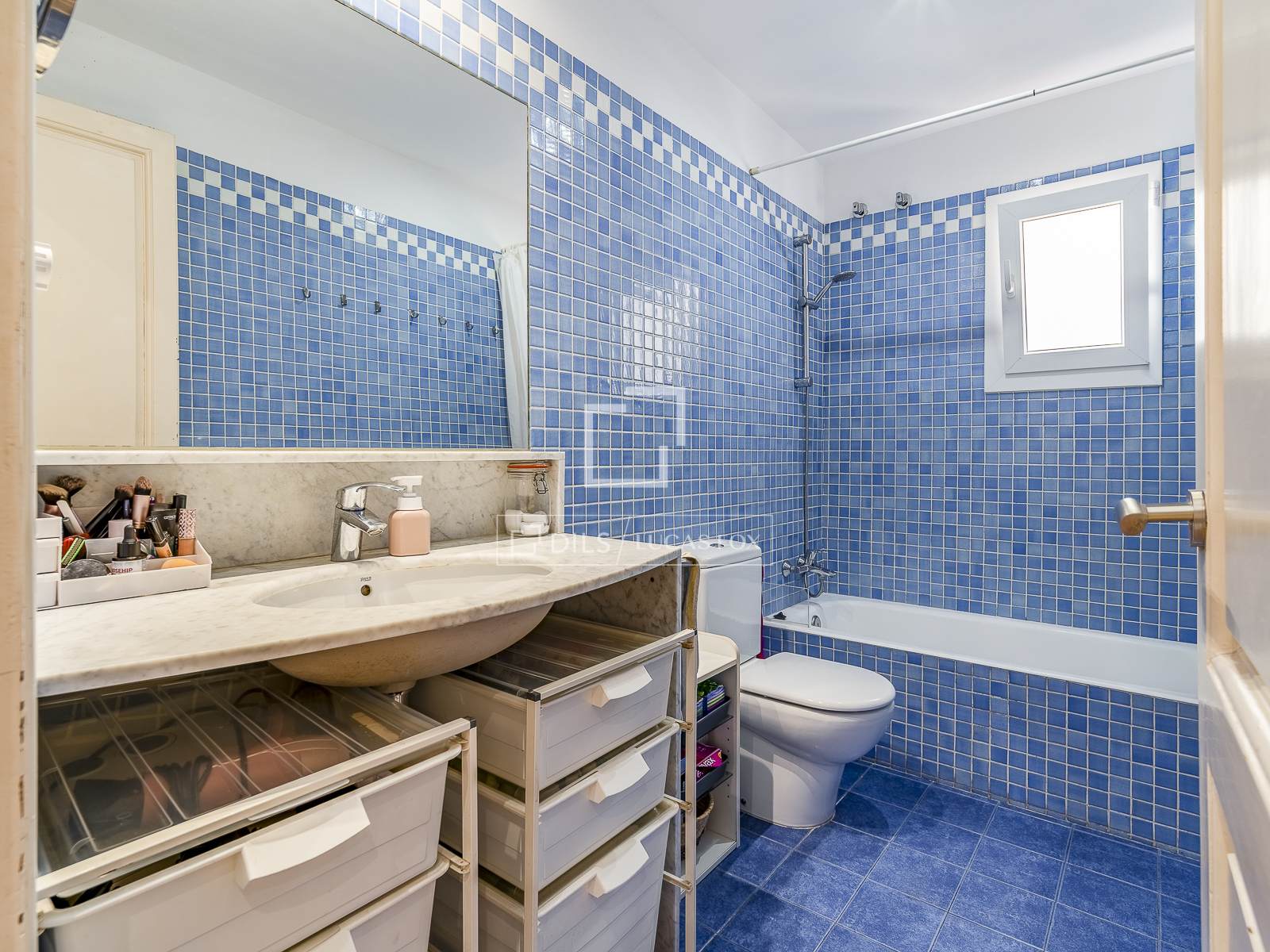 Wohnung in Barcelona, Spanien 3 Schlafzimmer, 150 m2 Nr. 195606