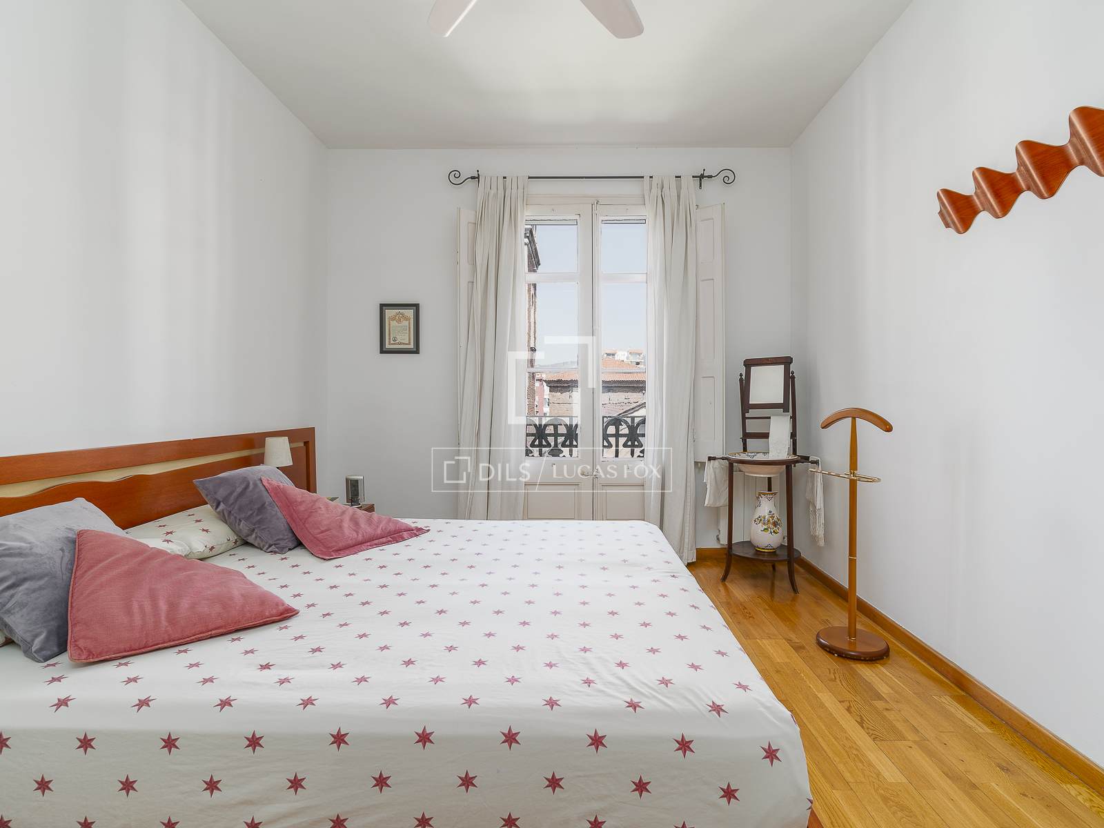 Wohnung in Barcelona, Spanien 3 Schlafzimmer, 150 m2 Nr. 195606