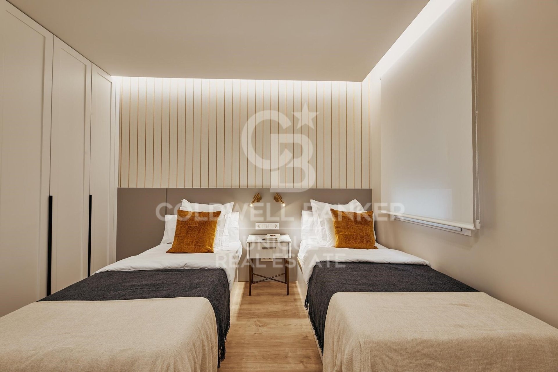 Apartamento en Madrid, España 3 dormitorios, 150 m2 No. 158202