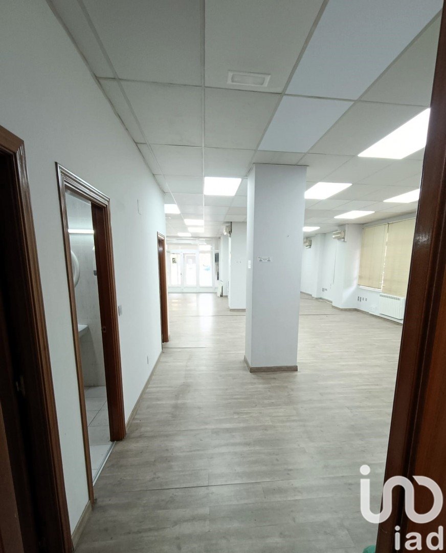 Офис в Леон, Испания 215м2 №154082