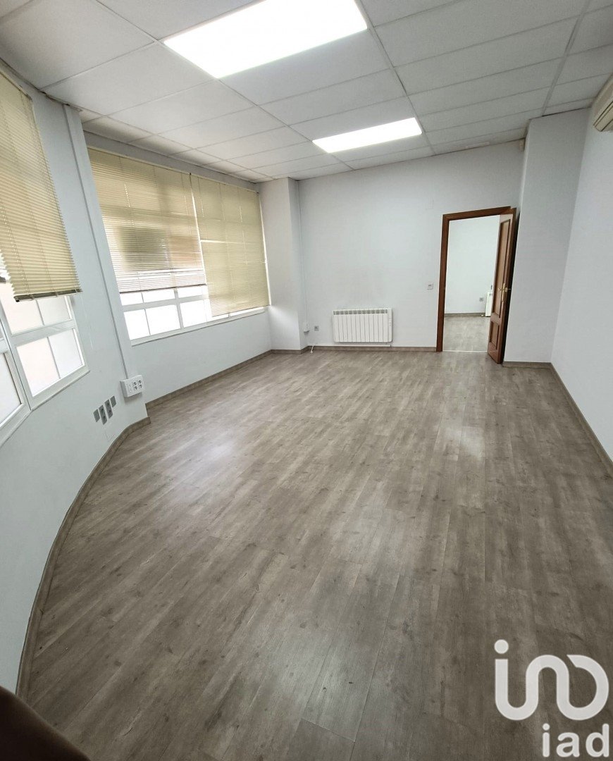 Офис в Леон, Испания 215м2 №154082
