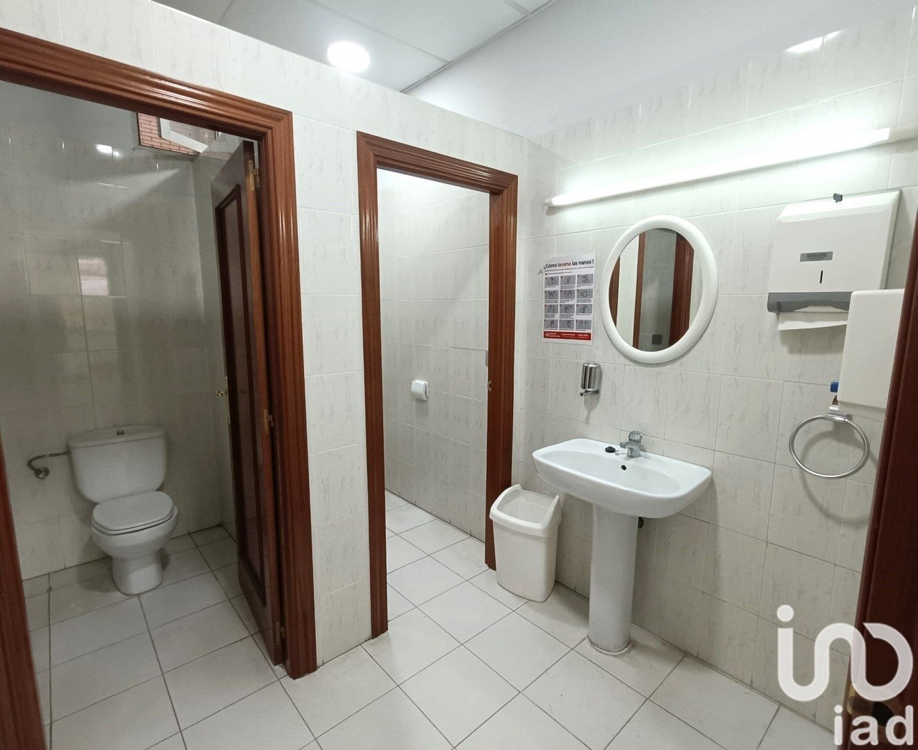 Офис в Леон, Испания 215м2 №154082