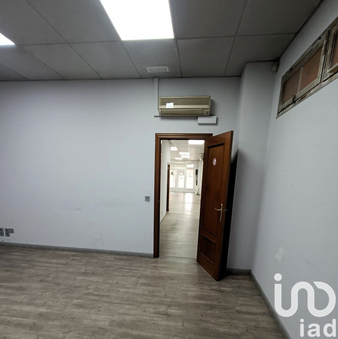 Офис в Леон, Испания 215м2 №154082
