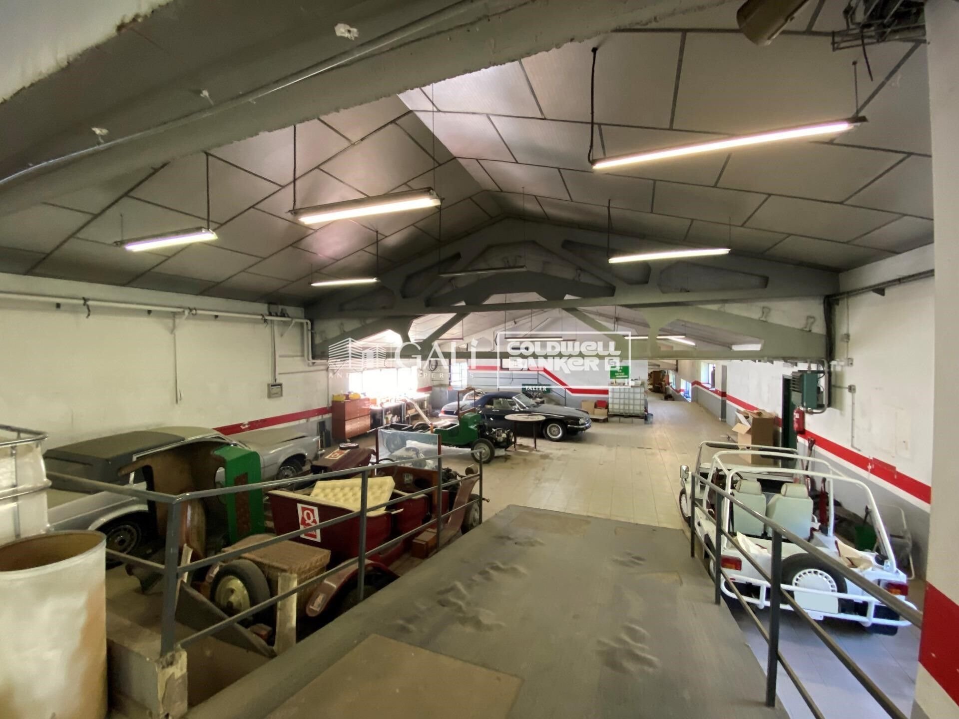 Commercial property in Principado De Andorra (Ninguna Poblacion Tiene C.P.), Lleida, Spain 1186 sq.m. No. 160523