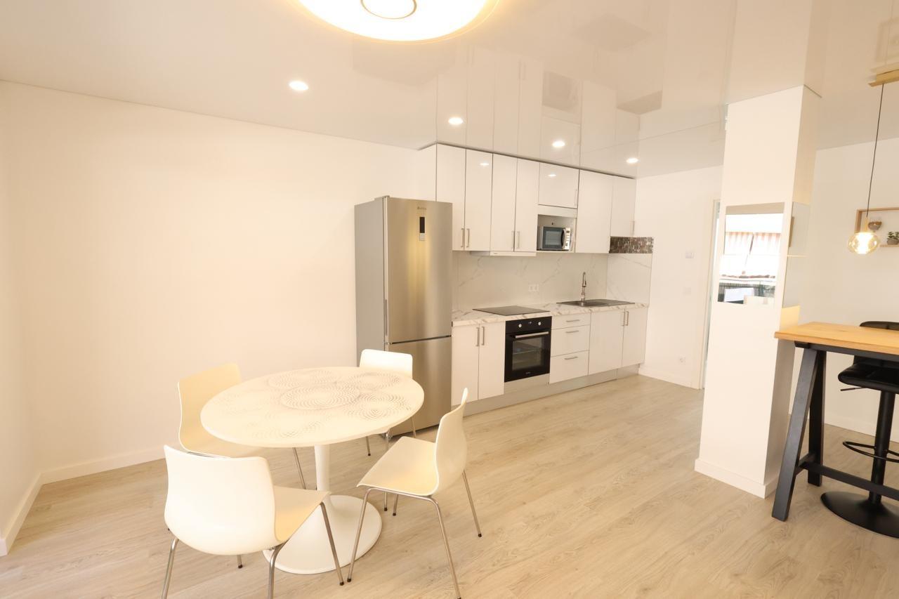 Apartamento en Torrevieja, Alicante, España 3 dormitorios, 105 m2 No. 190063