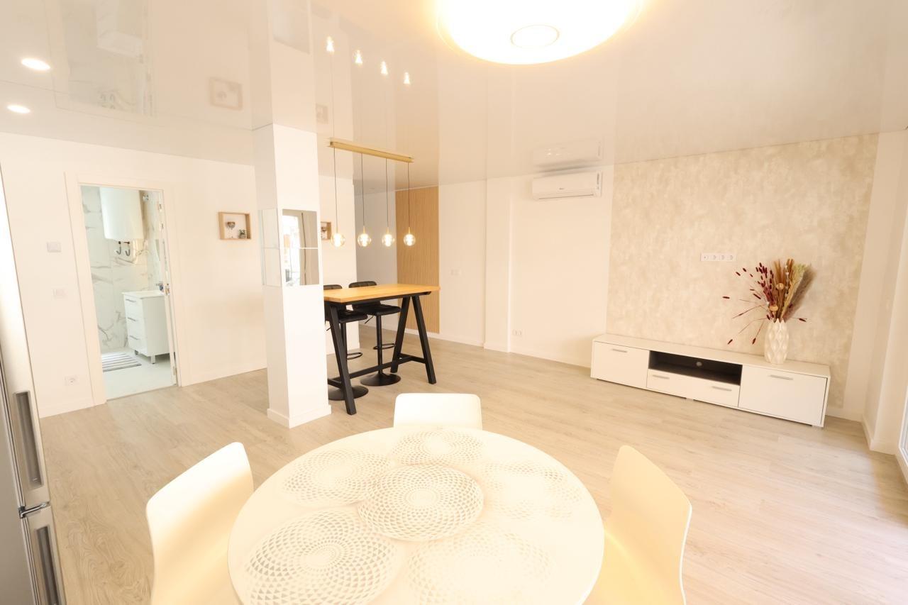Apartamento en Torrevieja, Alicante, España 3 dormitorios, 105 m2 No. 190063